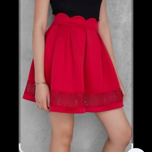 Blue Rain Dresses & Skirts - Blue Rain Francescas Red Scallop Hem Lace Trim Red Skirt New